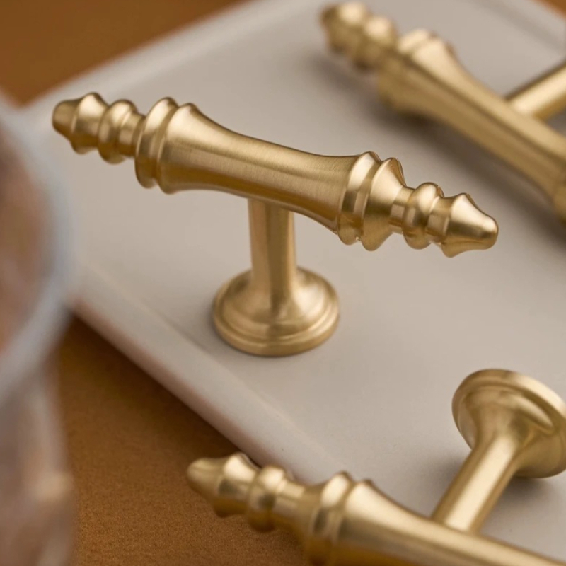 Poignées de porte de placard e - Furniture Hardware High End avis et prix
